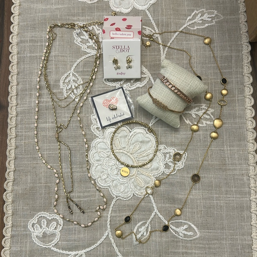 Stella & Dot Jewelry Lot Necklaces Bracelet Cuffs Earrings